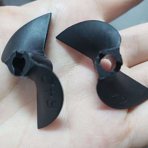 CV6B Bộ chân vịt 2 lá 4.8*42mm