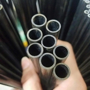 SOICB1.12 thanh carbon rỗng đường kính 12mm dài 1met chế ...